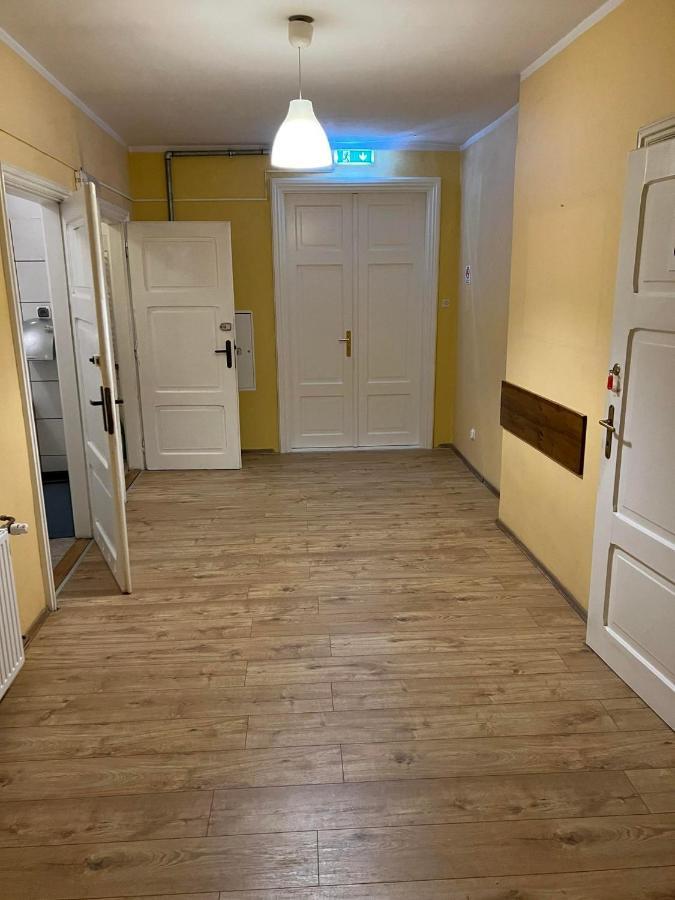50 People Bis Apartment 크라쿠프 외부 사진